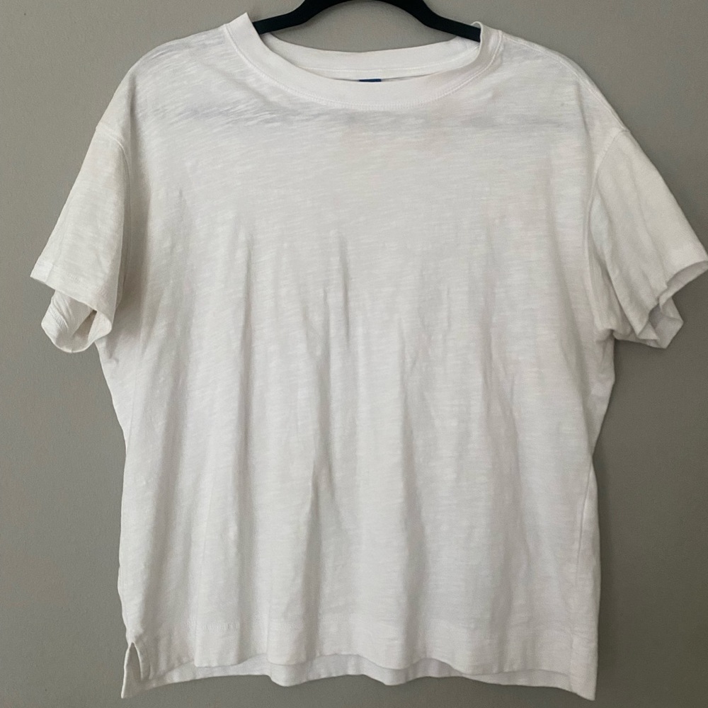 Old Navy T-Shirt